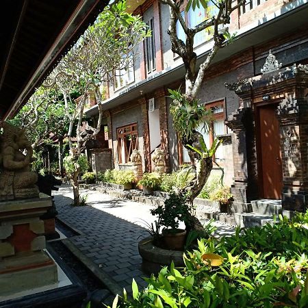 Апартаменти Pondok Narita Санур Екстер'єр фото