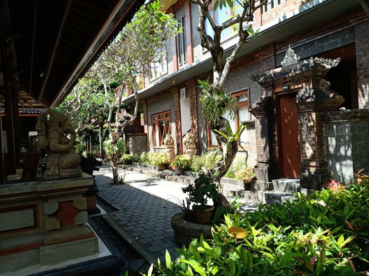 Апартаменти Pondok Narita Санур Екстер'єр фото